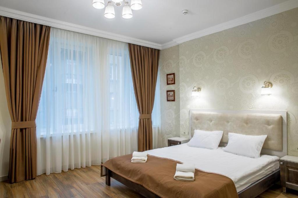 Apartment Barvy Lvova On Kostyushka St Екстериор снимка