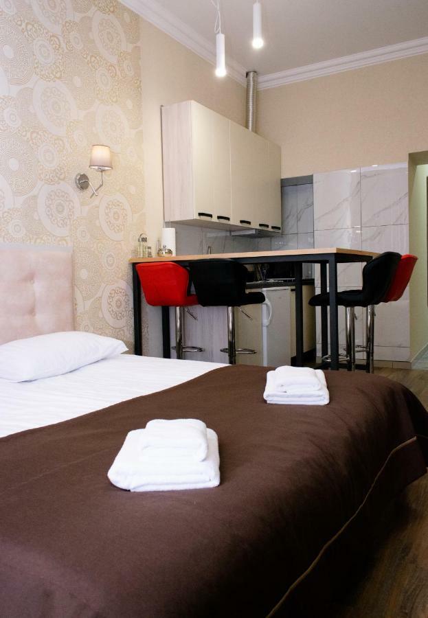 Apartment Barvy Lvova On Kostyushka St Екстериор снимка